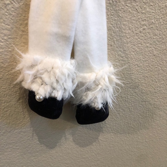 Shaggy Dog Gnome 4 Seasons Spring Summer Fall Winter Ribbon Bows Pearls Gift - Picture 4 of 14